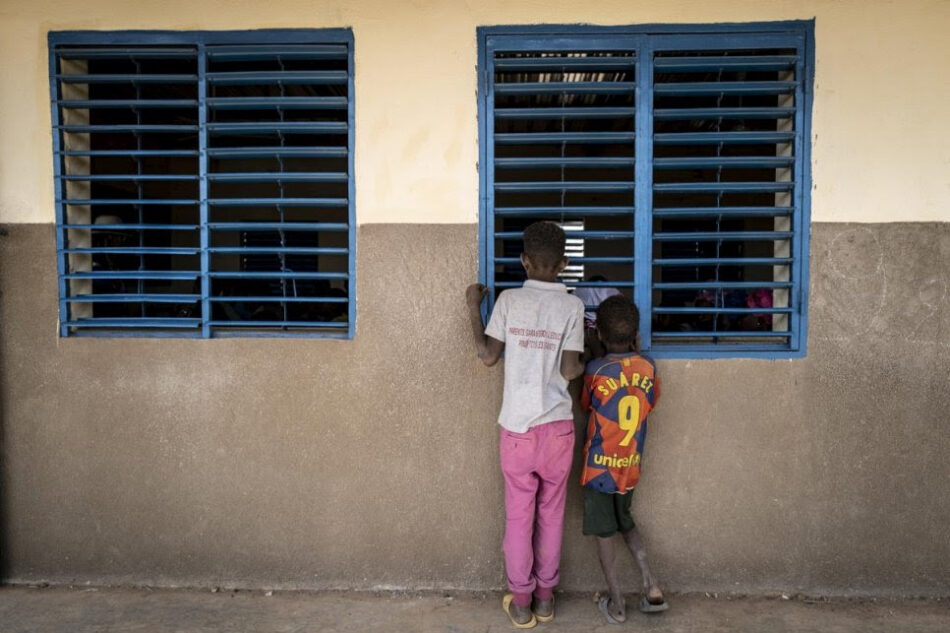 Burkina Faso: La inseguridad obliga a miles de refugiados malienses a abandonar un campamento