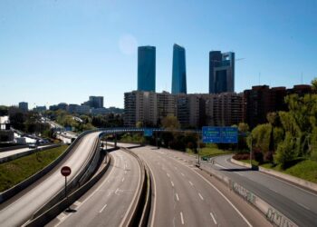 La contaminación del aire urbano en Madrid cae un 56 % durante la segunda quincena del mes de marzo