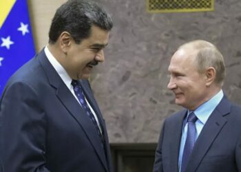 Maduro y Putin coordinan esfuerzos para atender pandemia por Covid-19