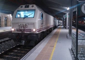 Esquerda Unida esixe que RENFE repoña as liñas nocturnas entre Galicia, Madrid e Barcelona