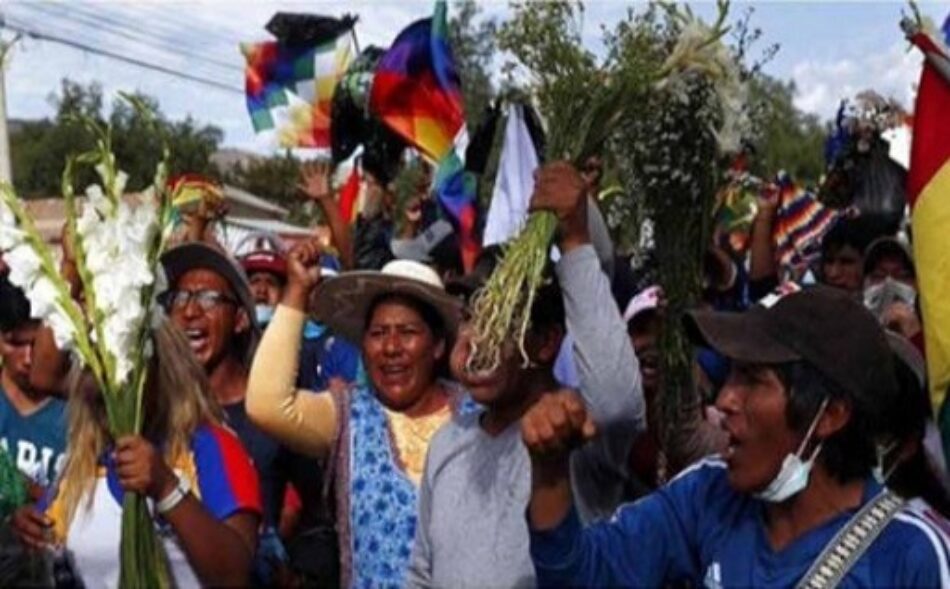 Campesinos/as exigen salida de ministro del Gobierno de facto en Bolivia