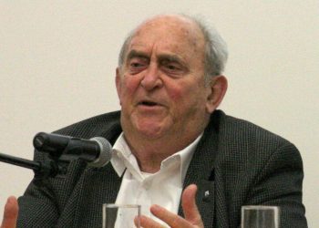 Muere Denis Goldberg, histórico dirigente del Partido Comunista de Sudáfrica y el Congreso Nacional Africano