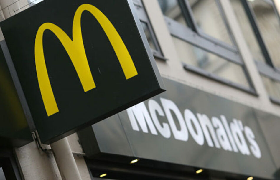 McDonald’s es blanco de acusaciones de acoso sexual y discriminación racial en la OCDE