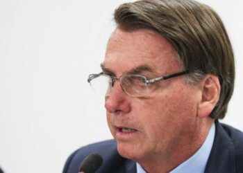 Crece el rechazo al gobierno de Bolsonaro y el 58% dice que está a favor de la destitución en Brasil