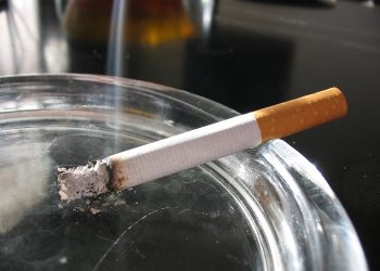 Casi un 7 % de los fumadores ha dejado el tabaco durante el confinamiento