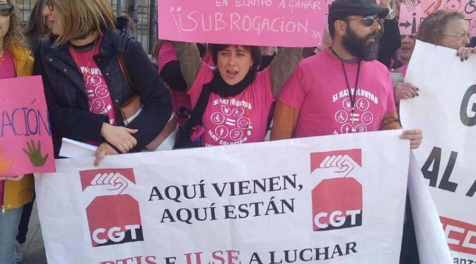 Adelante Andalucía y CGT exigen que se les pague ya a las monitoras de educación especial y a las intérpretes de lengua de signos