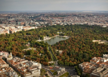 La Asociación A PIE y la FRAVM piden la reapertura de los parques madrileños con medidas de seguridad