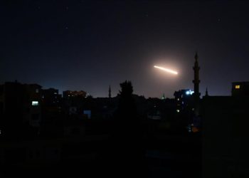 OSDH: Aviones desconocidos bombardean el este de Siria