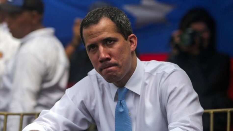 Arreaza: Guaidó busca refugio en la embajada de Francia en Caracas
