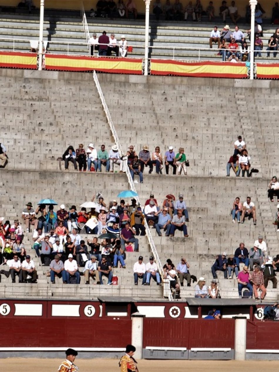 La Coordinadora Antitaurina de Castilla-La Mancha envía una carta abierta criticando la intención de la Junta de subvencionar el 100% las tasas de festejos taurinos