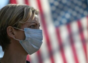 Estados Unidos rompe el récord diario de contagios con más de 45.000