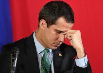 Líderes opositores venezolanos exigen a Guaidó rendir cuentas