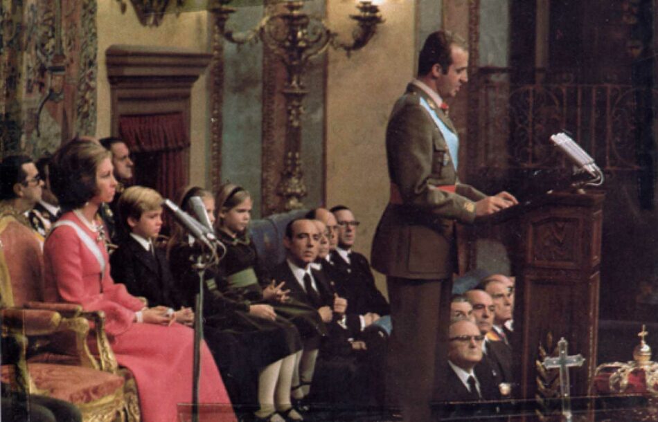 Crónicas periodísticas y primer discurso de Juan Carlos I (22 noviembre 1975)