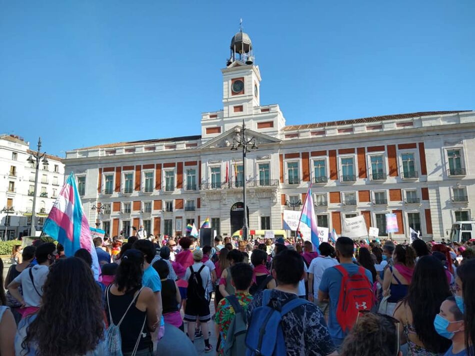 Más de 200 organizaciones LGTBI de México envían una carta a Irene Montero instándole al trámite urgente de la Ley Trans Estatal