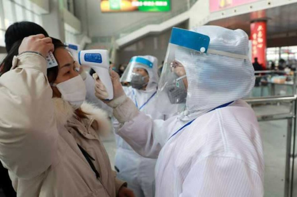 Persiste alza de contagiados por rebrotes de Covid-19 en China