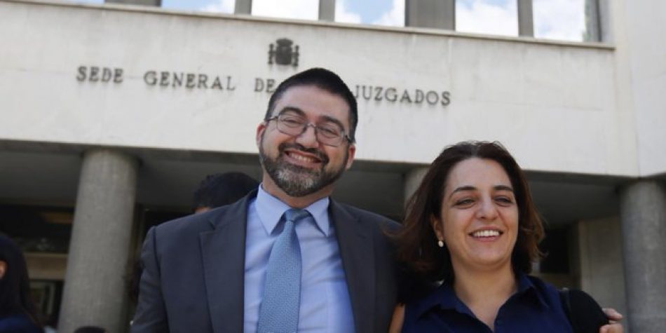 «En solidaridad con el compañero Carlos Sánchez Mato y contra la criminalización de la investigación y la denuncia de la corrupción»