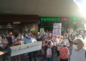 La vecindad de La Poveda (Arganda) intensifica sus protestas por la reapertura de su consultorio médico