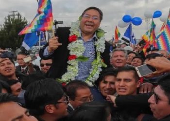 Encuesta proyecta victoria en primera vuelta de candidato del MAS en Bolivia, Luis Arce