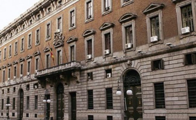El 78,9% de los españoles cree que los impuestos no se pagan con justicia, que no pagan más los que más tienen, mientras el 90% piensa que hay “mucho o bastante” fraude fiscal