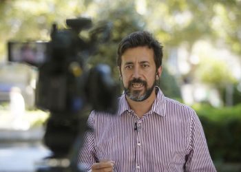 Gómez Reino: ”A Galicia do Nunca Máis ten que activarse este domingo para rematar cun Feijóo que é un problema para a saúde democrática do país”