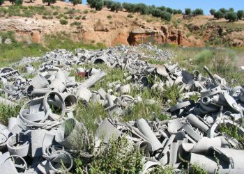 El Grupo para una Ley Integral del Amianto presenta la perspectiva medioambiental de la propuesta de ley