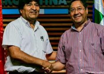 Intentan detener a Evo y proscribir al M.A.S. ante inminente triunfo electoral en Bolivia