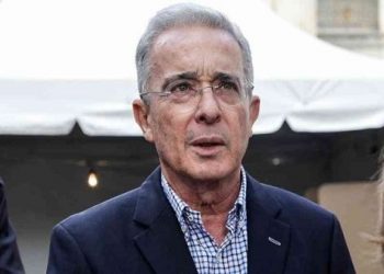 La Corte suprema de justicia estudiará la situación jurídica de Álvaro Uribe