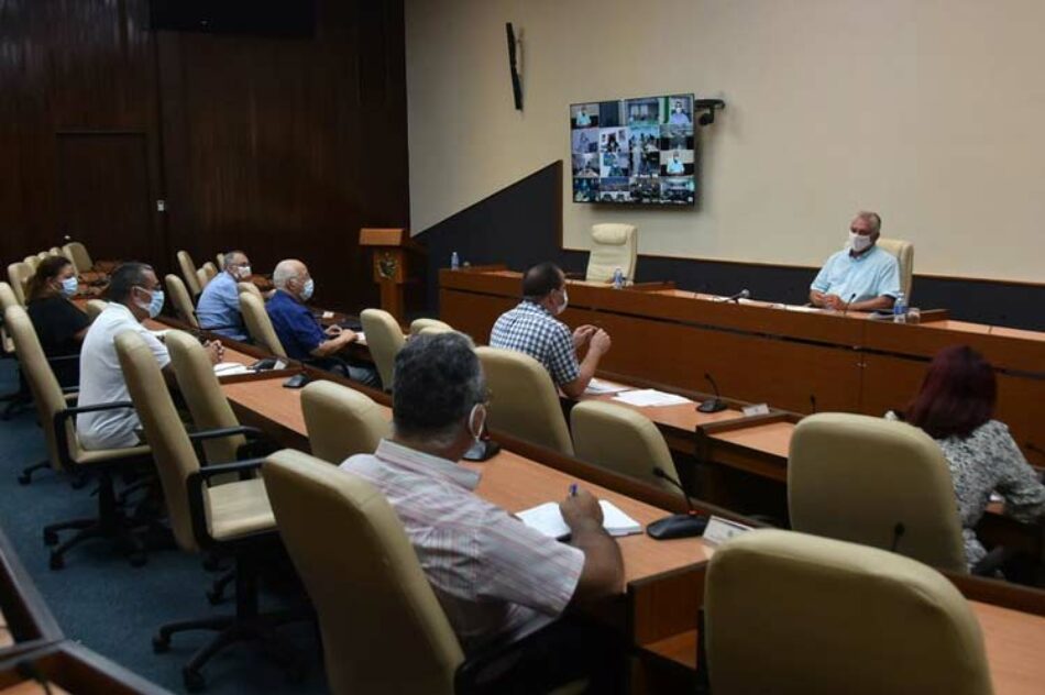 Llama presidente de Cuba al trabajo mancomunado frente a la Covid-19