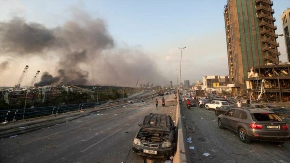 100 muertos y miles de heridos en potente explosión en Beirut