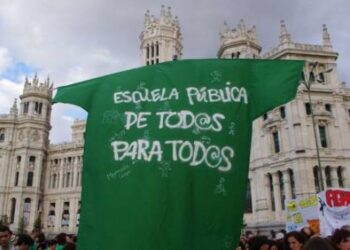 Los sindicatos anuncian huelga del profesorado en Madrid
