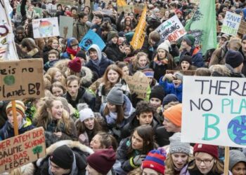 Juventud por el Clima necesita un millón de firmas para la campaña europea más ambiciosa contra la crisis climática