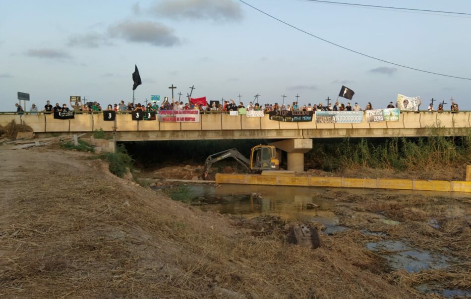 La manifestación en defensa del mar Menor se celebra con éxito