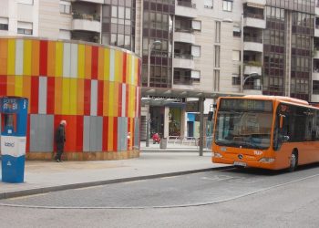 El PCE exige la municipalización de los servicios públicos privatizados en Ponferrada