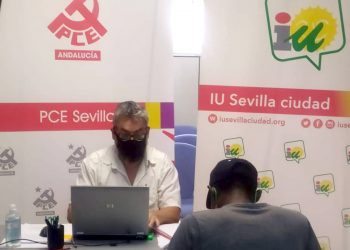 IU y PCE asesoran a más de un centenar de familias sevillanas sobre la gestión del Ingreso Mínimo Vital