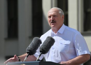 Lukashenko anuncia que Bielorrusia podrá celebrar nuevas elecciones después de que se adopte una nueva Constitución