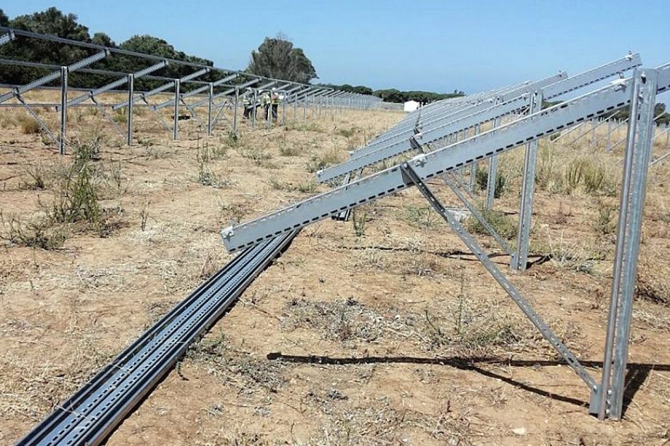 Alertan dos abusos da construtora Enfoscados Norte, que mobiliza operarios galegos a parques solares andaluces