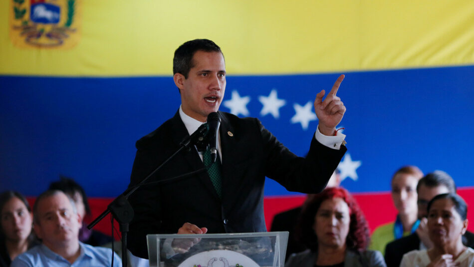 Guaidó pide conformar un «comando» para deslegitimar las elecciones en Venezuela luego de que Capriles llamara a votar