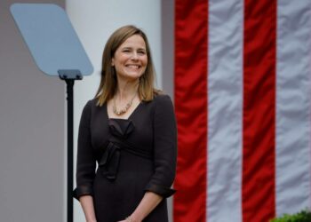 Trump nomina a la conservadora Amy Coney Barrett para ocupar la vacante en el Tribunal Supremo