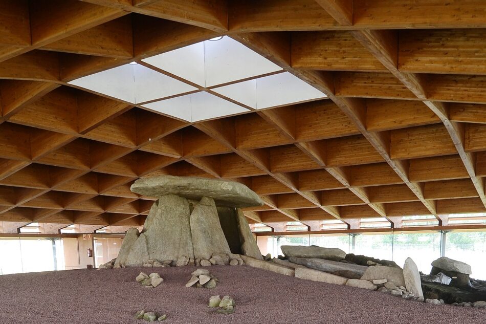 El Dolmen de Dombate se abona a la polémica