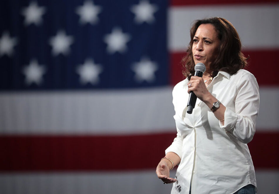 Kamala Harris denuncia la política racista de Trump