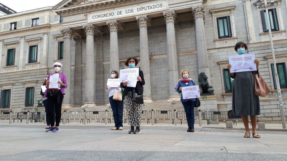 La PAP -Plataforma estatal de organizaciones de mujeres por la abolición de la prostitución- exige la aprobación de una ley abolicionista del «sistema prostitucional»