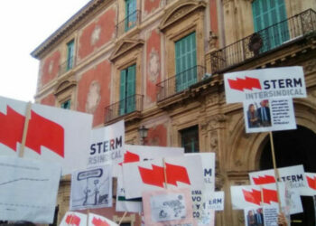 STERM-Intersindical anuncia una lluvia de denuncias por incumplimiento de las medidad de protección del profesorado