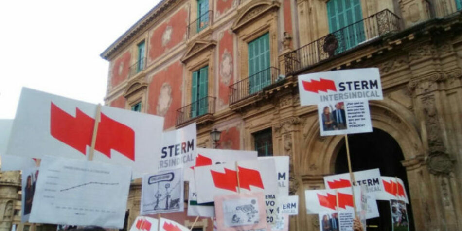STERM-Intersindical anuncia una lluvia de denuncias por incumplimiento de las medidad de protección del profesorado