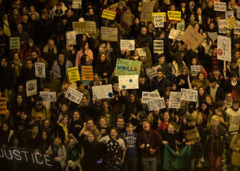 El movimiento climático vuelve a las calles este viernes para exigir justicia por el clima