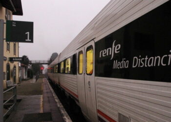 Esquerda Unida reúnese co sector ferroviario de Comisións Obreiras para abordar a situación na que se atopa o servizo de ferrocarril en Galicia