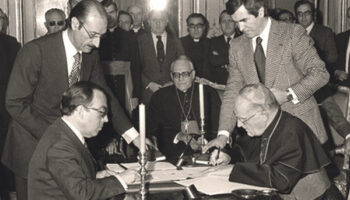 Europa Laica exige al gobierno defender la laicidad ante los ataques de la Iglesia: fin de la financiación y derogación del Concordato