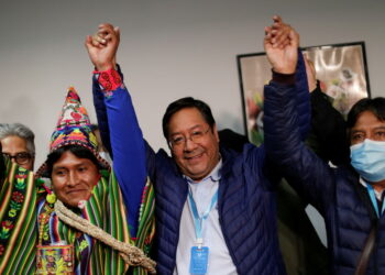 Los resultados definitivos dan la victoria a Luis Arce con 55,1 % de los votos: el largo periplo para que Bolivia recuperara la democracia