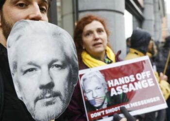 Asociación Americana de Juristas se pronuncia contra la extradición de Julian Assange