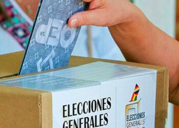 Bolivia celebra sus elecciones presidenciales marcadas por la tensión política