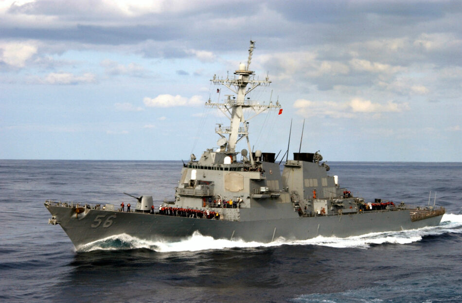 China denuncia la incursión de un buque de EEUU en sus aguas territoriales